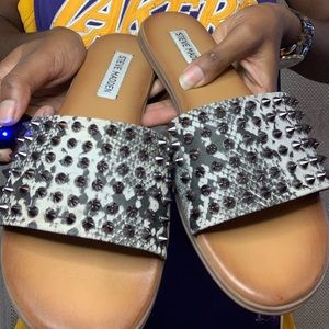 Steve Maddens silver studded Flats